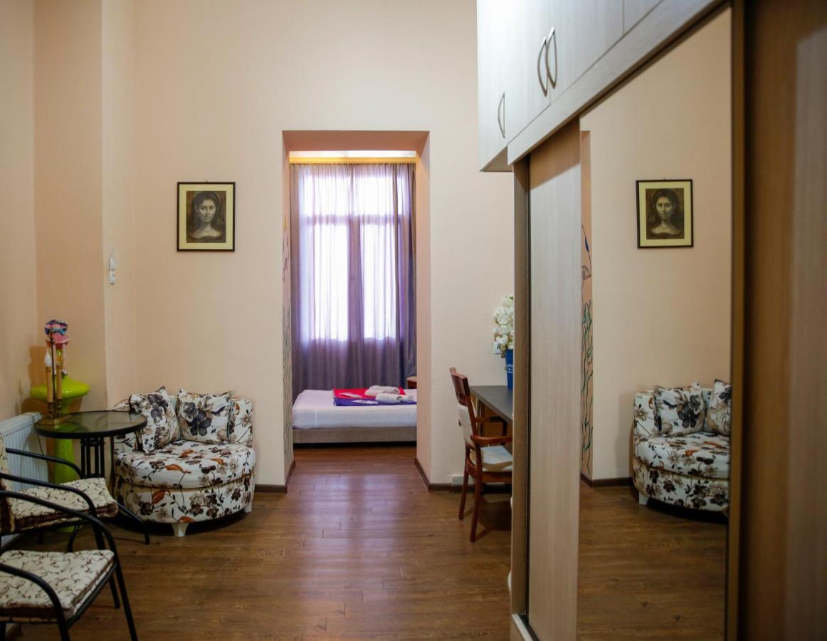 Apartment On Chubinashvili 30 Τυφλίδα Εξωτερικό φωτογραφία